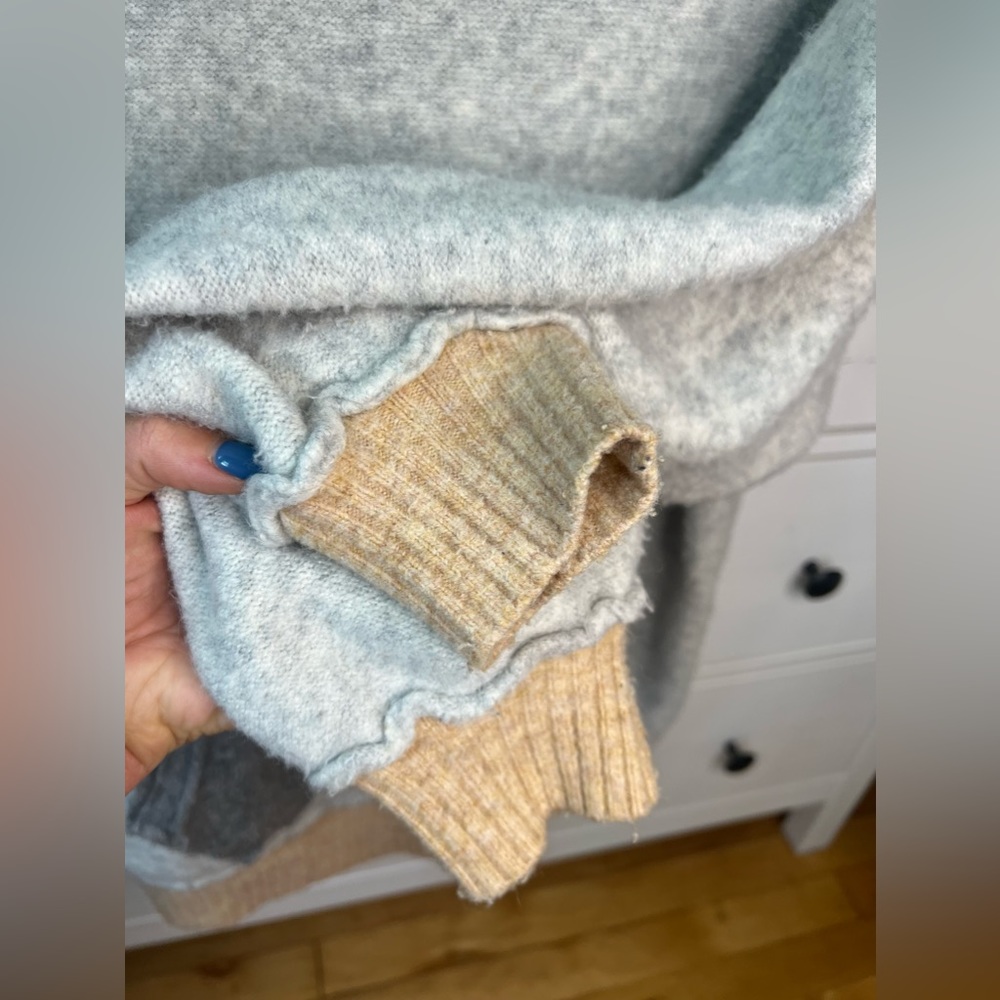 Free People Gray and Cream Hoodie - Picture 8 of 16